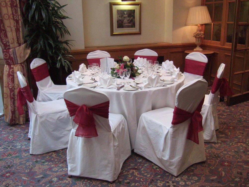 קרוידון Coulsdon Manor Hotel And Golf Club מראה חיצוני תמונה